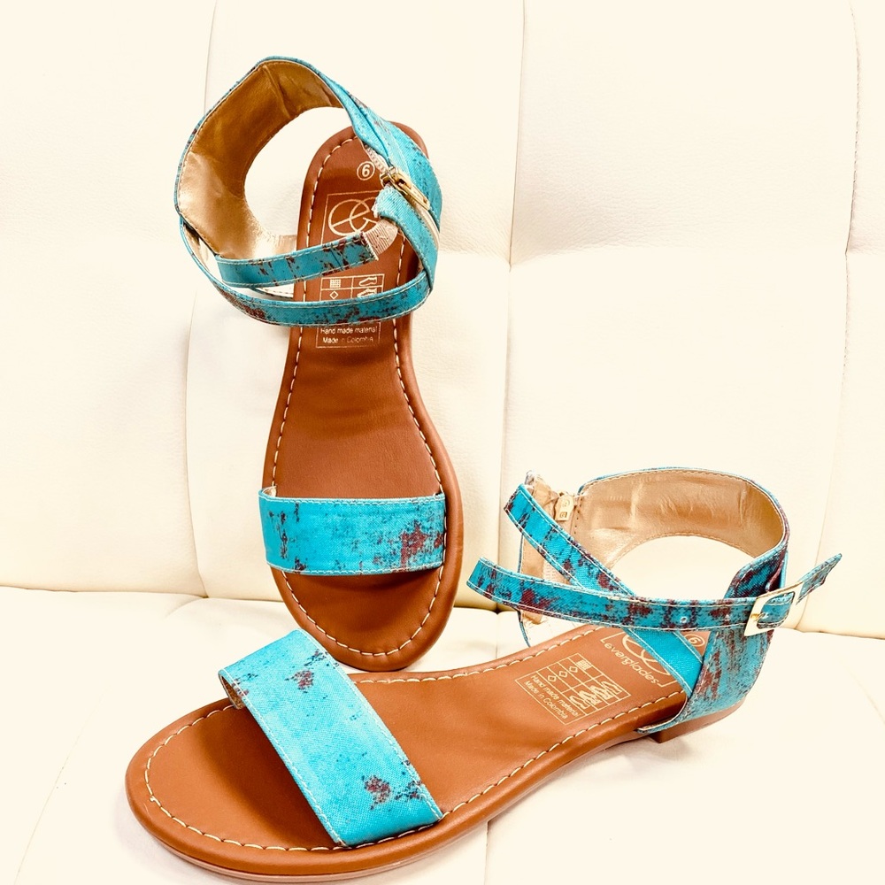 Rusted turquoise